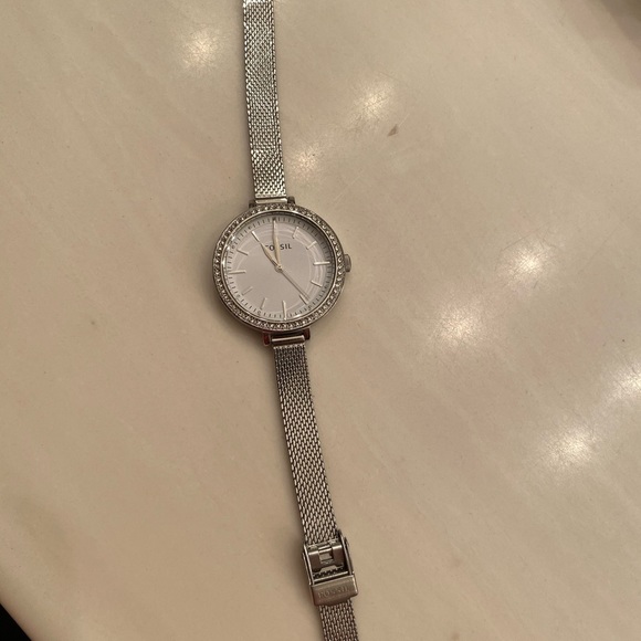 Fossil Watch - Picture 3 of 3